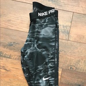 Nike leggings